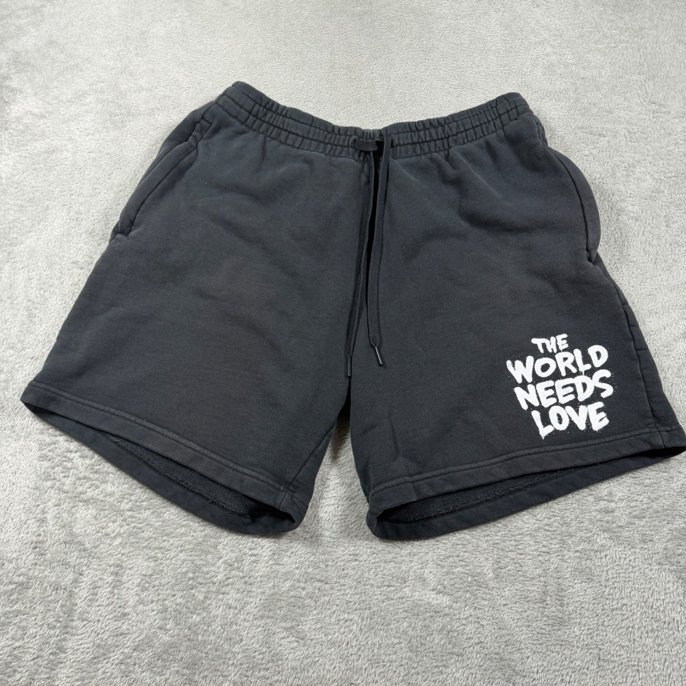 Adidas Originals X André Saraiva The‎ World Needs Love Shorts Mens Large Black